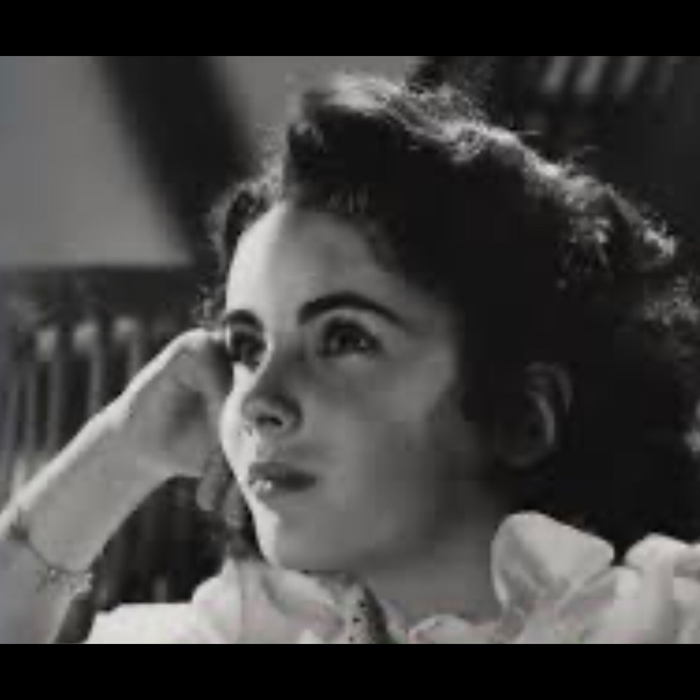 ELIZABETH TAYLOR 💗💗💗💗💗